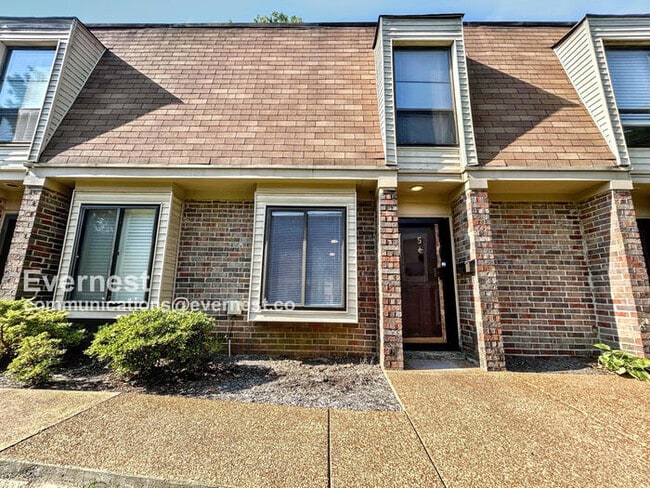 Building Photo - 6563 Poplar Woods Cir S Unit APT 5