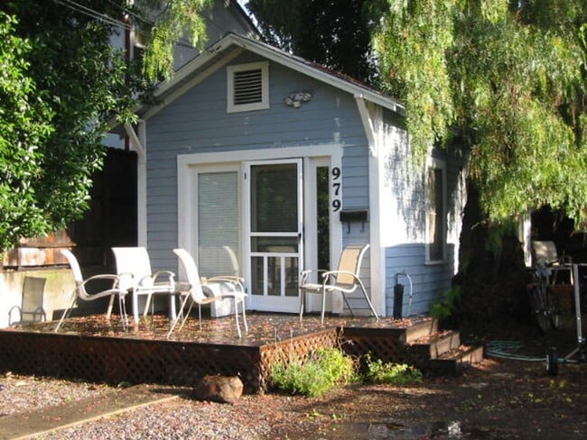 Building Photo - Pismo, 977-979 Unit 979