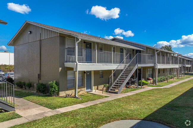 The Creole - The Creole Apartments