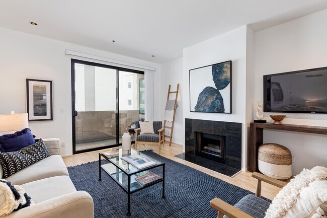 Photo - 2491 Purdue Ave Unit #323