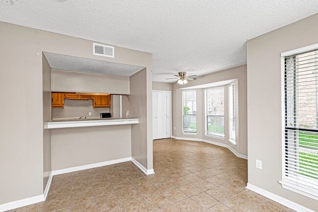 Photo - 2 Bedroom Townhouse on LSU Bus Route