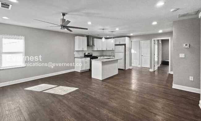 Photo - 155 Rosser St SW