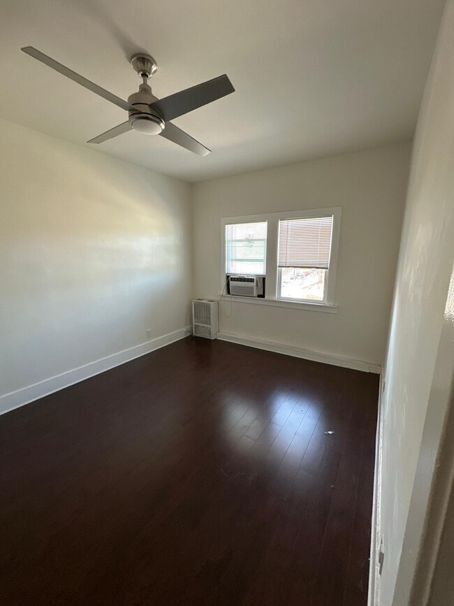 Photo - 1841 W Sunset Blvd Unidad 304 Rental