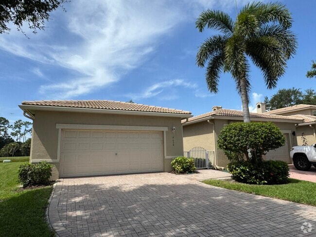 Building Photo - 8654 Lineyard Cay Rental