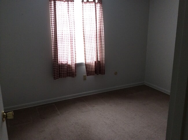 Orchard Crest Apartments