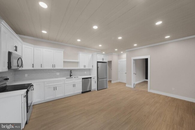 Photo - 71 Dreamland Park Dr Unit BACK