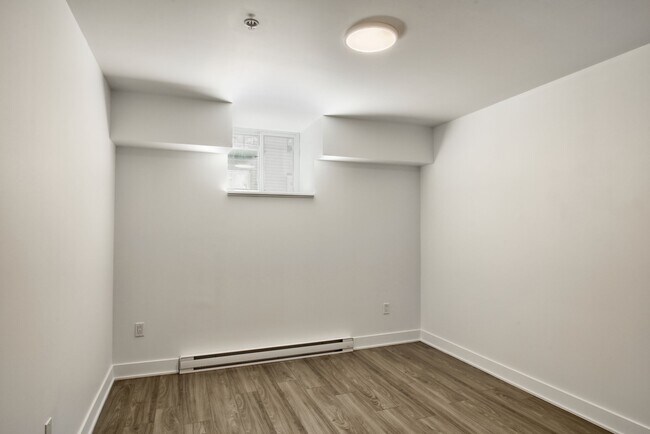 Photo - 9675 Av. Papineau Unit 13