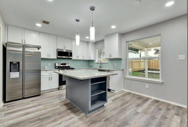 Building Photo - 1816 Wallin Loop Rental