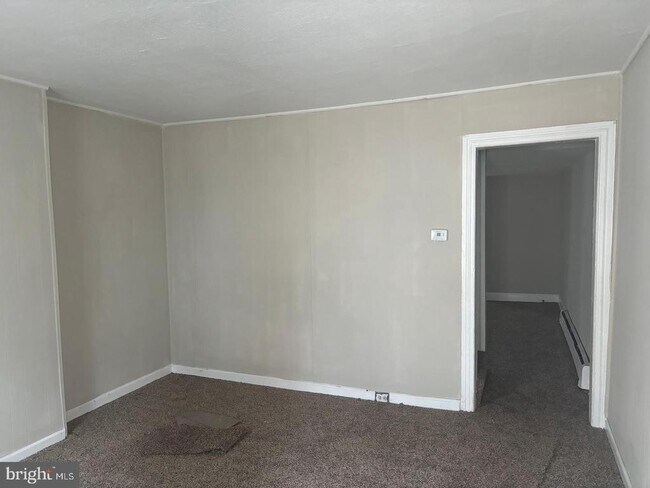 Photo - 334 Middlesex St