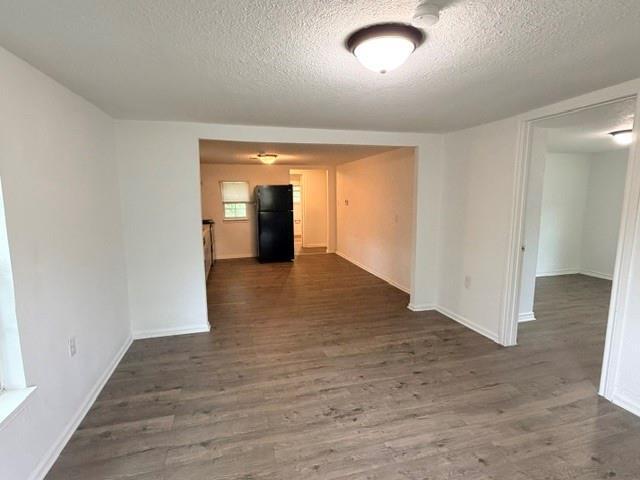 Photo - 927 W Baker St