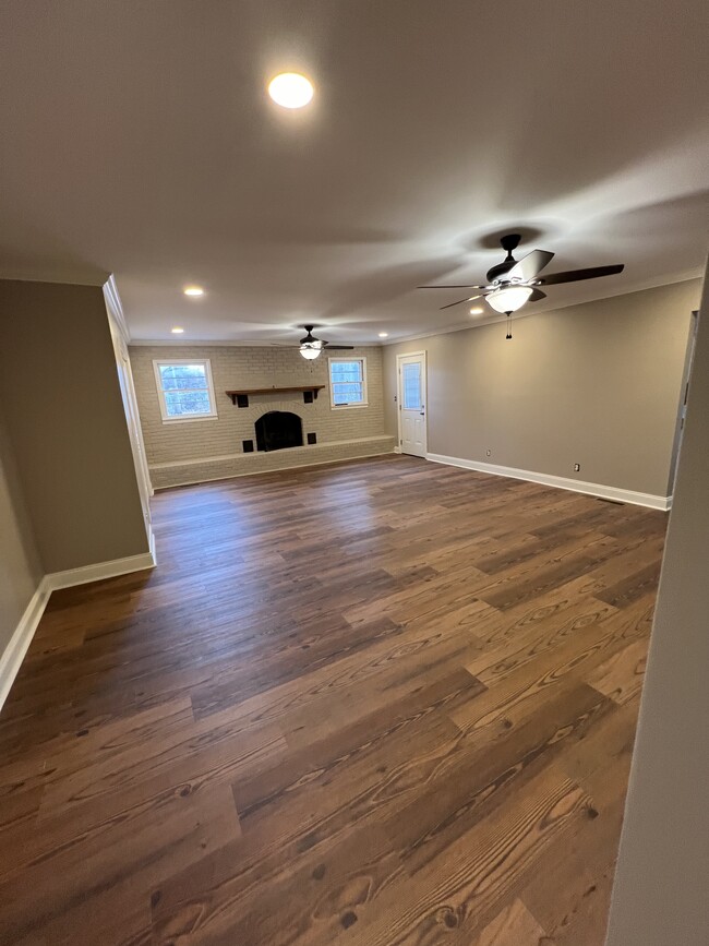 Photo - 2038 Conway Dr