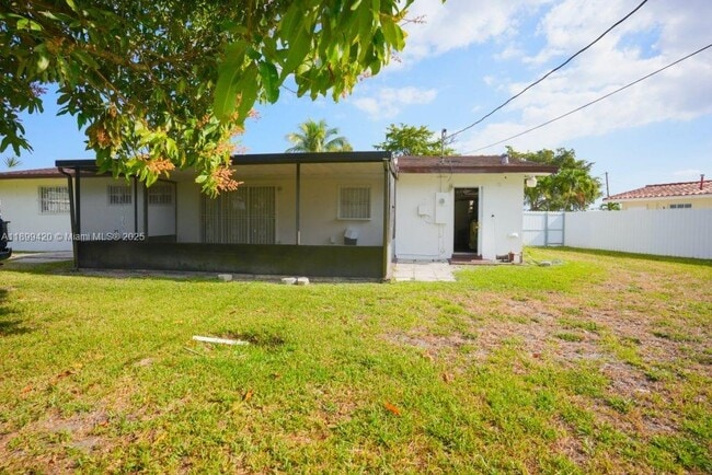Photo - 135 NW 208th St