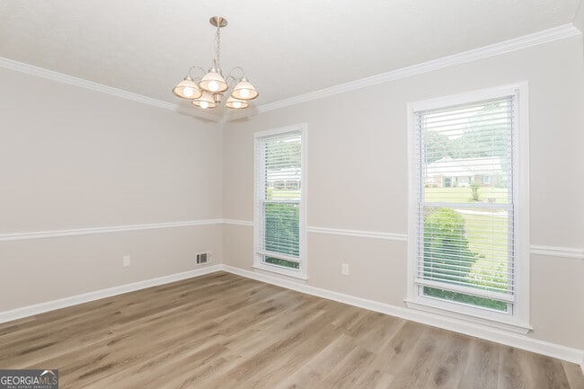 Photo - 2788 Southpark Blvd SW
