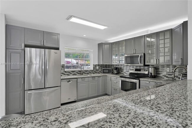 Photo - 1081 NE 179th St