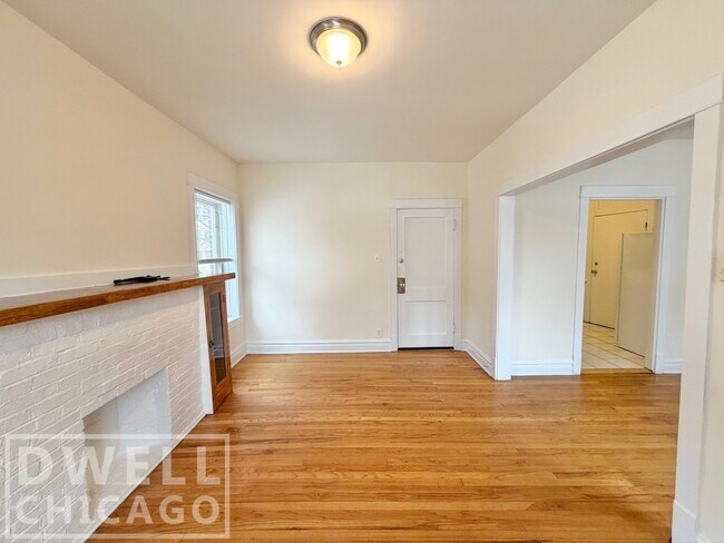 Photo - 2921 W George St Unidad 1