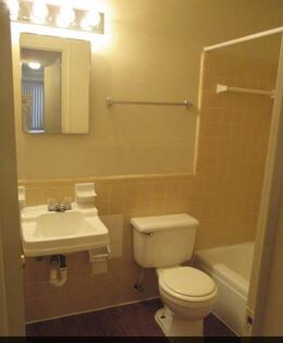 Bathroom - Jaime's Landing