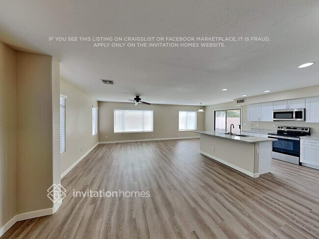 Photo - 25549 W Whyman St