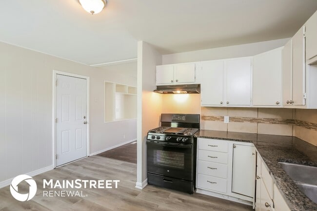 Photo - 9310 Lewis Ave