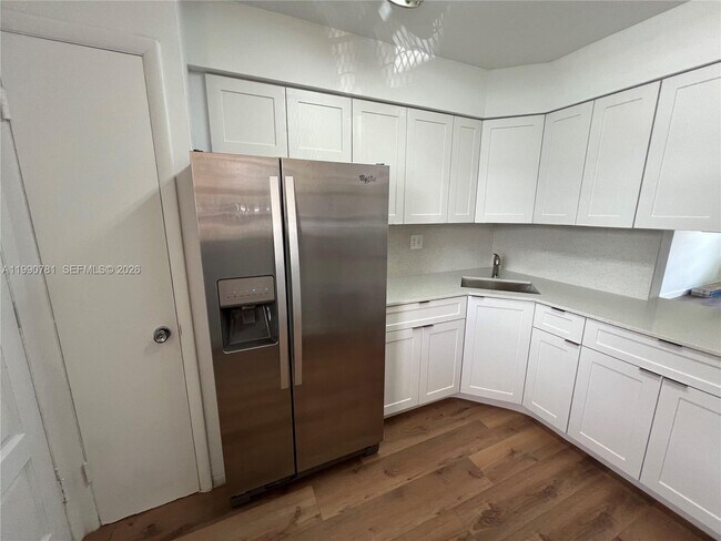 Photo - 1540 NE 191st St Unit 122