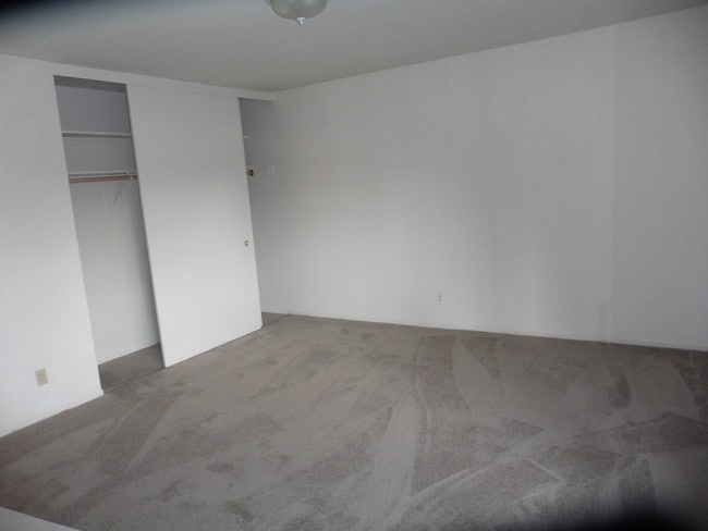 Photo - 2220 Park Ave