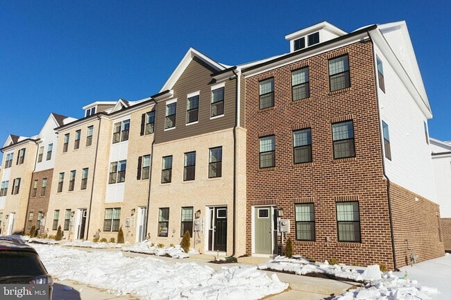 Photo - 10630 Meridian Hill Way