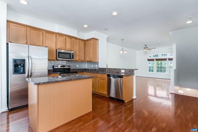 Photo - 2192 Silkwood Ct Townhome