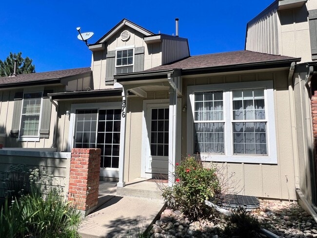 Building Photo - 3 Bedroom / 3.5 Bathroom / 2 Car Garage Townhome in a quiet and sought-after area!