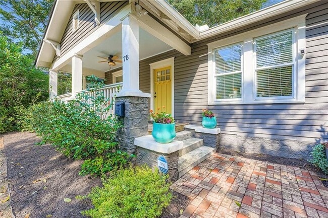 Photo - 78 Whitefoord Ave SE