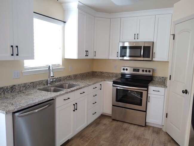 Photo - BEAUTIFUL 4 BED 2.5 BATH HOME FOR RENT IN LEHI!!!