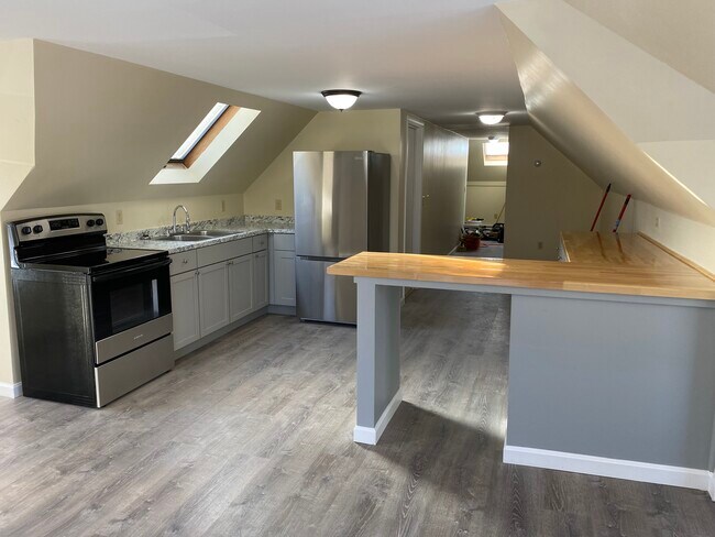 Photo - 154 Nichols St Unidad 301