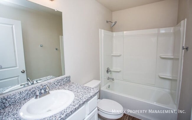 Photo - 2113 N. Ave. L-