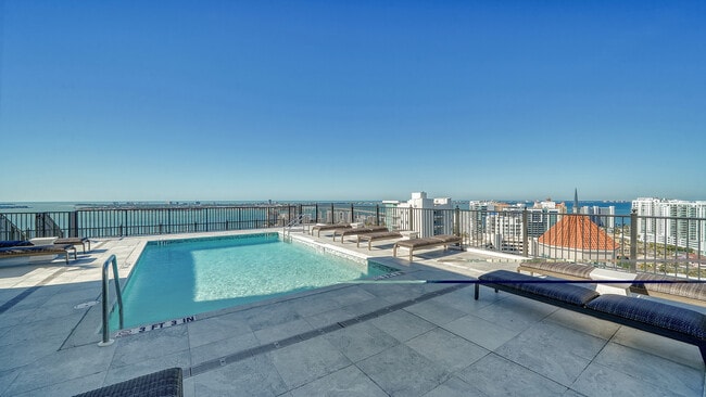 18th Floor Social & Pool Area - 33 S Palm Ave Unit The DeMarcay