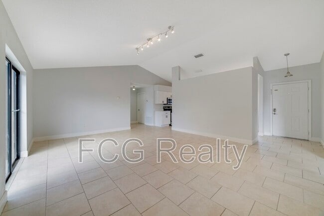 Photo - 143 Alta Vista Ct