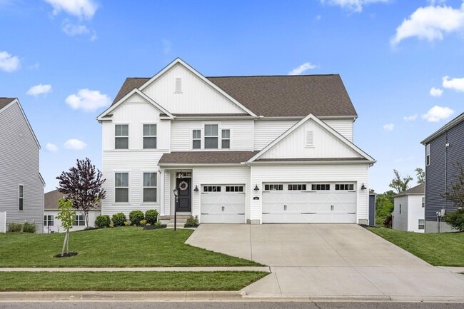 Photo - 288 Mahogany Ln