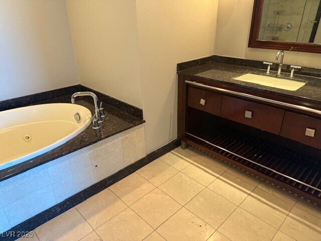 Building Photo - 2700 S Las Vegas Blvd Unit 4005