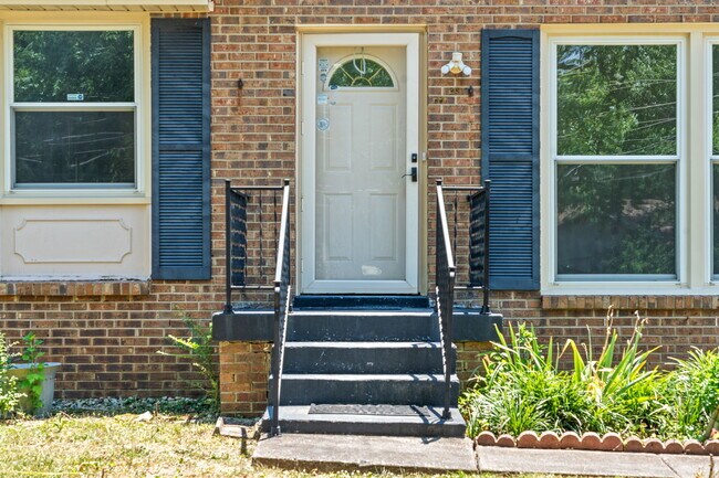 Photo - 208 Aster Dr