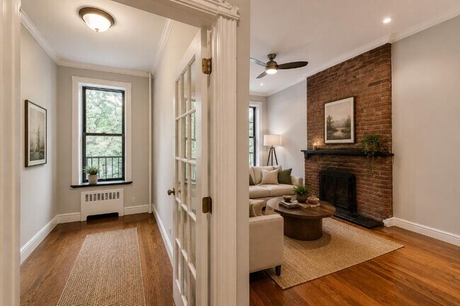 Photo - 560 Hudson St Unidad 4