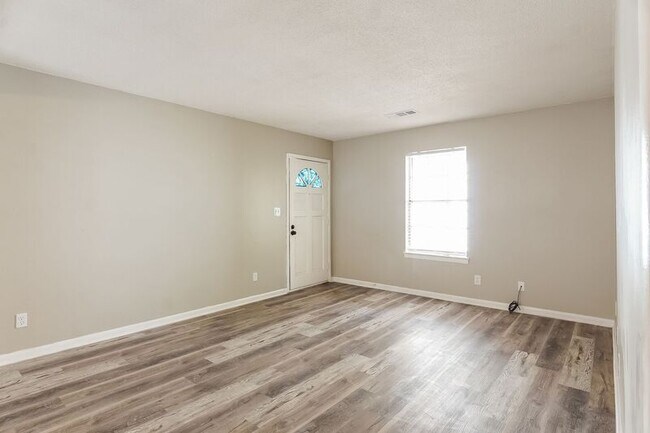 Photo - 6 80th St S Unidad B