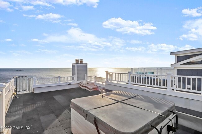 Photo - 2149 Fairfield Beach Rd