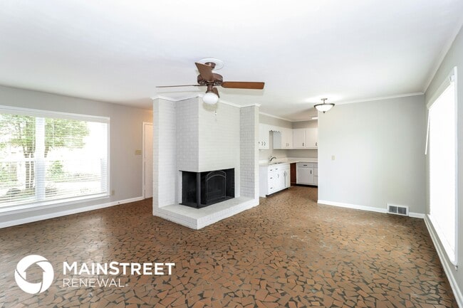 Photo - 2276 Sutherland Dr