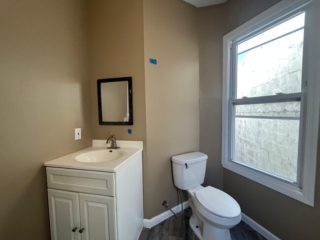 Photo - 622 Bramhall Ave Unit 1