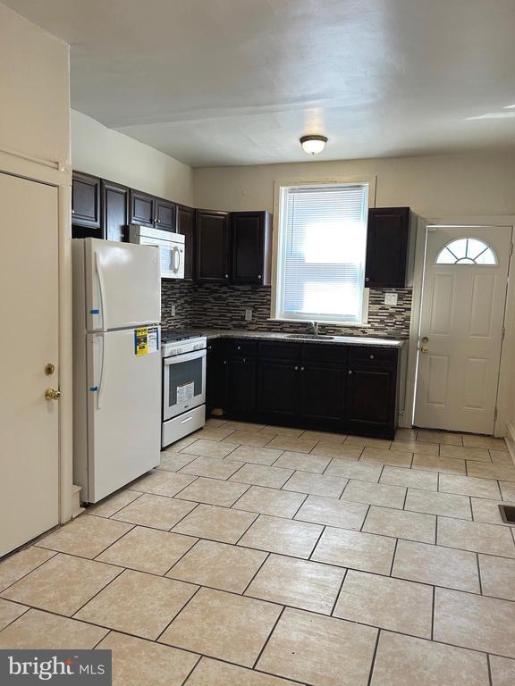 Photo - 606 N 55th St