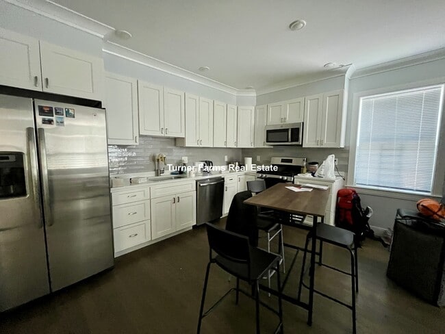 Photo - 79 Linden St Unit 2