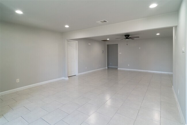 Photo - 11623 Rowan Ln