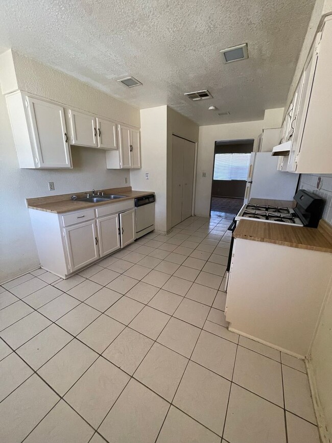 Photo - AFFORDABLE EASTSIDE DUPLEX