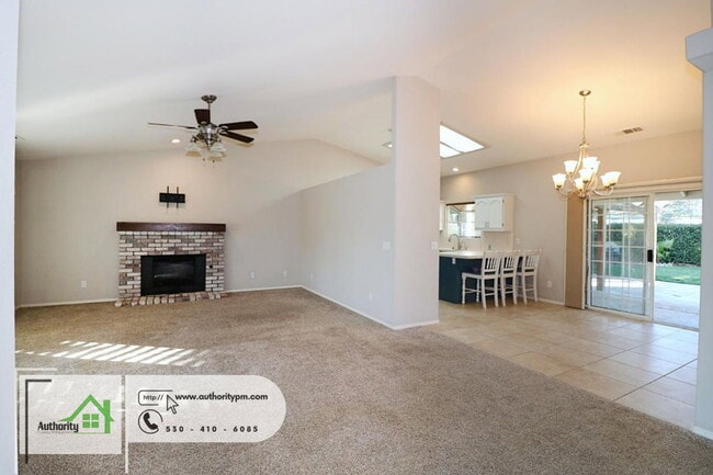 Photo - 2378 Castlewood Dr