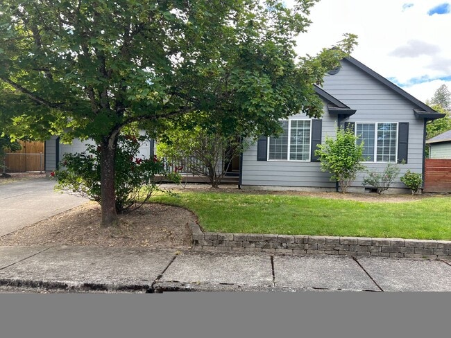 Photo - 230 E Harrison St