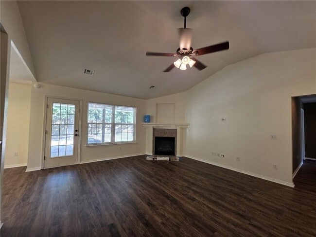 Photo - 2 Sidebottom Cir