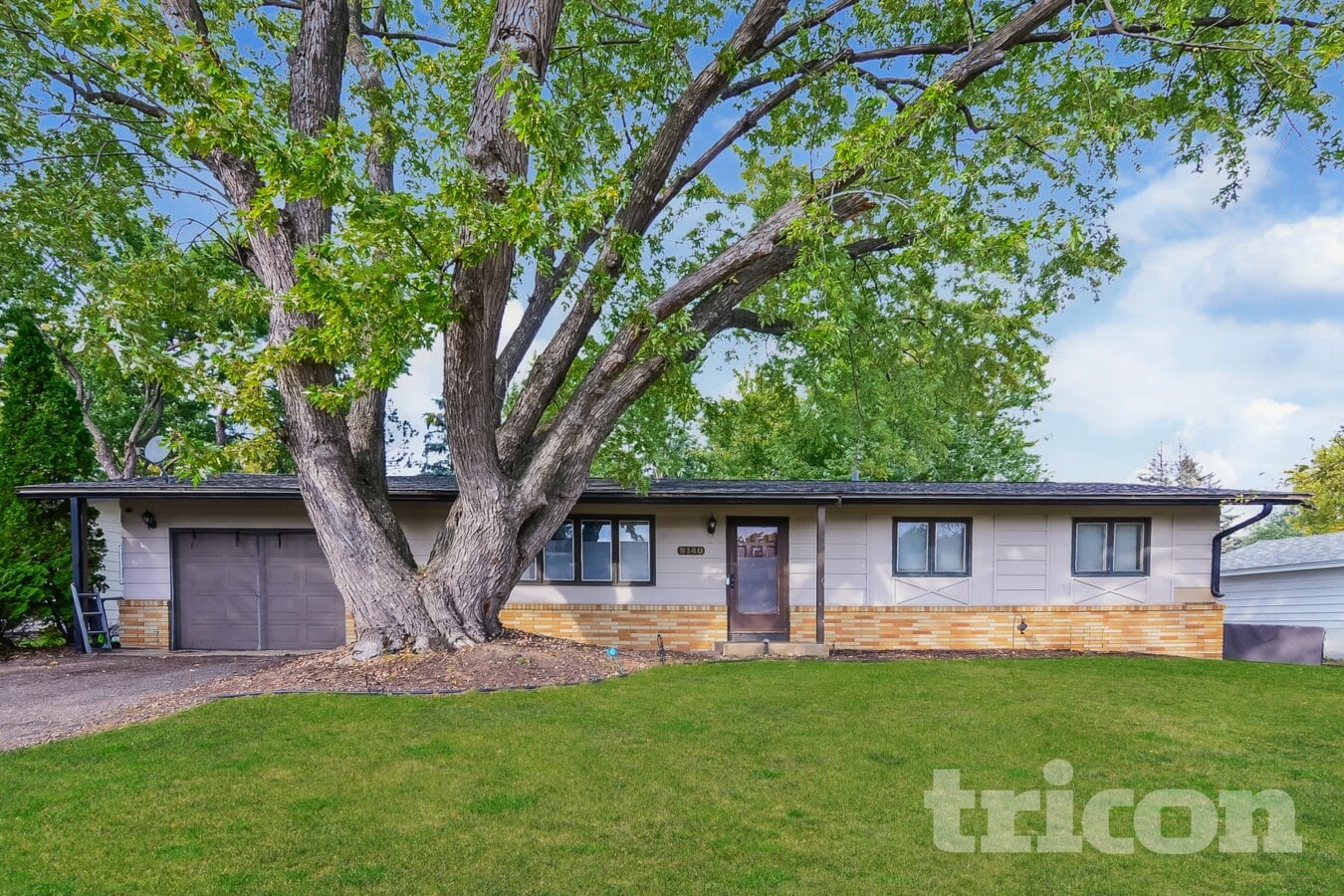 Photo - 8140 49th Ave N