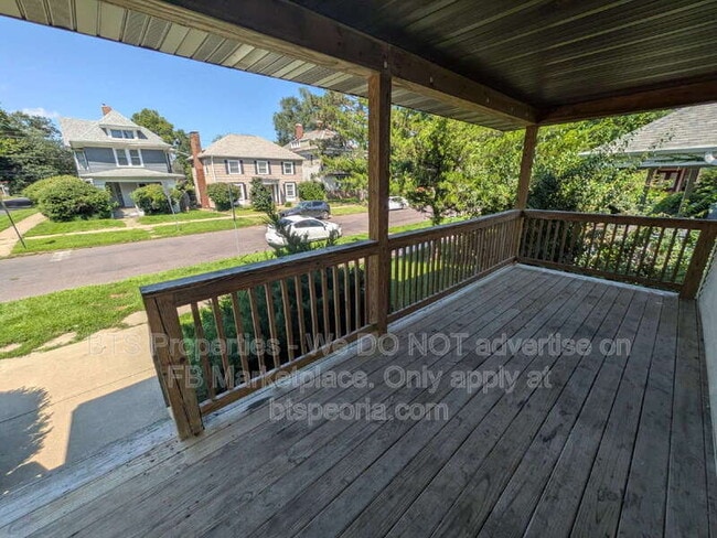 Photo - 1530 W Barker Ave